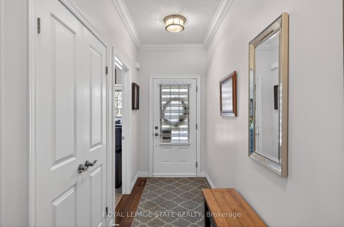 36 Banks Street, Brantford, ON - Indoor Photo Showing Other Room