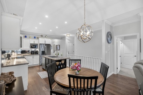 36 Banks Street, Brantford, ON - Indoor Photo Showing Dining Room