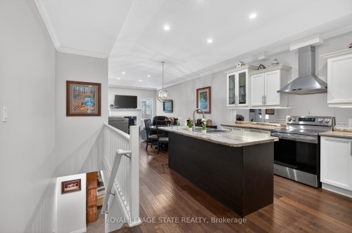 36 Banks Street, Brantford, ON - Indoor Photo Showing Kitchen