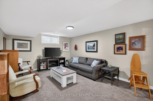 36 Banks Street, Brantford, ON - Indoor