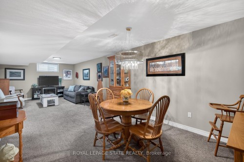 36 Banks Street, Brantford, ON - Indoor Photo Showing Dining Room