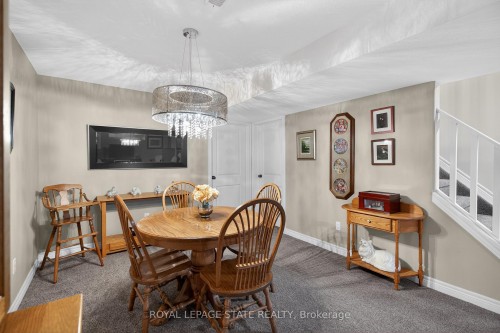 36 Banks Street, Brantford, ON - Indoor Photo Showing Dining Room