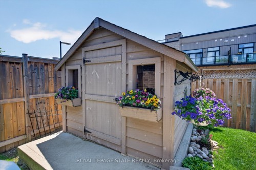 36 Banks Street, Brantford, ON - Outdoor