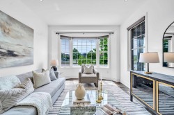 81 Bulmer Crescent Newmarket, ON L3X 3K1