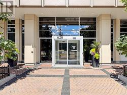 1032 - 628 FLEET STREET  Toronto, ON M5V 1A8