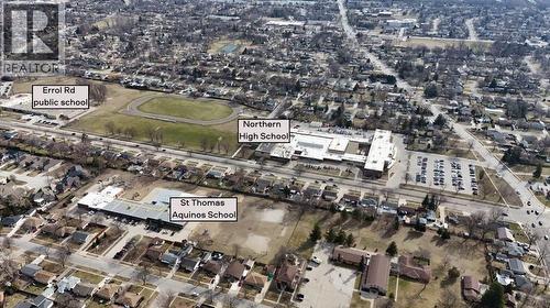 830 Champlain Road, Sarnia, ON - 