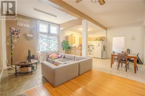 7 Second Avenue, Levack, ON - Indoor Photo Showing Living Room