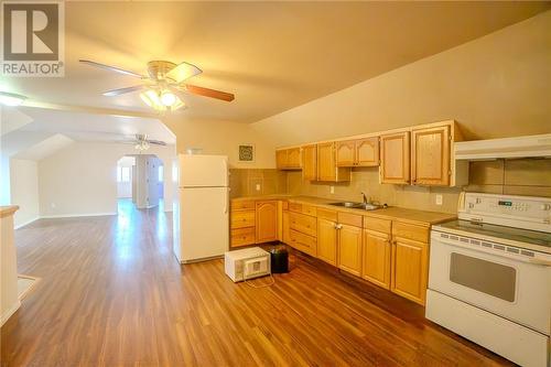 7 Second Avenue, Levack, ON - Indoor Photo Showing Kitchen With Double Sink