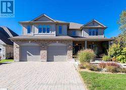 8 ZADUK PLACE  Guelph (Kortright East), ON N1G 0A7