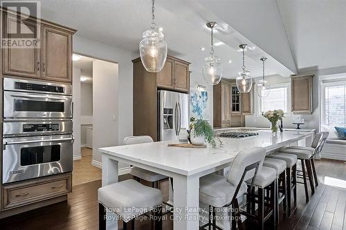 8 Zaduk Place, Guelph (Kortright East), ON - Indoor