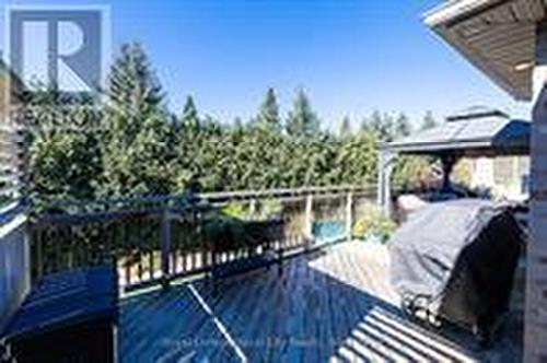 8 Zaduk Place, Guelph (Kortright East), ON - Outdoor