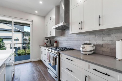 2995 Burlington Cres, Langford, BC 