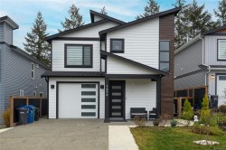 1636 Roberta Rd SOUTHNanaimo, BC V9X 0B6