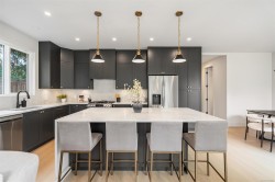 650 Wisteria Ridge Langford, BC V9B 3N4