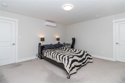 #B-1973 Caldwell Rd, Sooke, BC - Indoor Photo Showing Bedroom