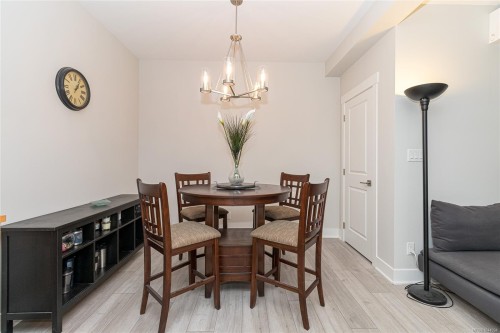 #B-1973 Caldwell Rd, Sooke, BC - Indoor Photo Showing Dining Room