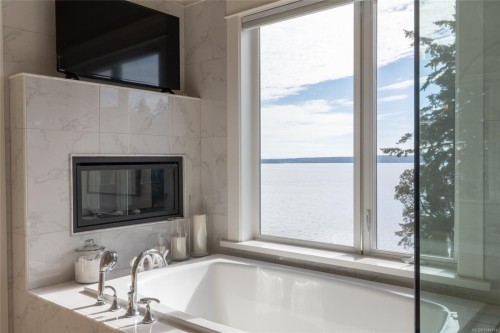 3089 Cook St, Chemainus, BC 