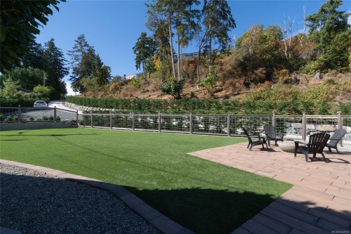 3089 Cook St, Chemainus, BC 