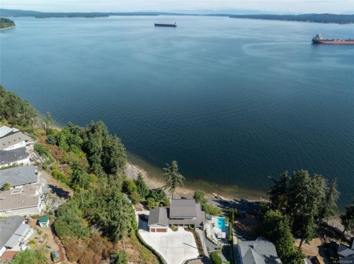 3089 Cook St, Chemainus, BC 