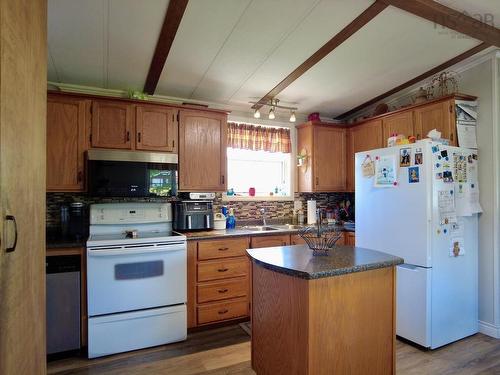 23 Chase Road, Mount Pleasant, NS 