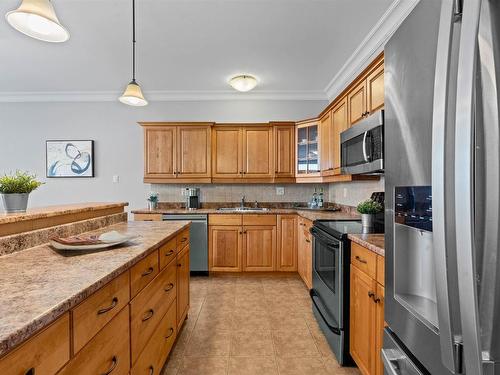 60 Cloverfield Court, Dartmouth, NS - Indoor Photo Showing Kitchen
