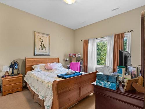 60 Cloverfield Court, Dartmouth, NS - Indoor Photo Showing Bedroom