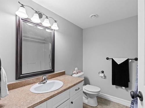 60 Cloverfield Court, Dartmouth, NS - Indoor Photo Showing Bathroom