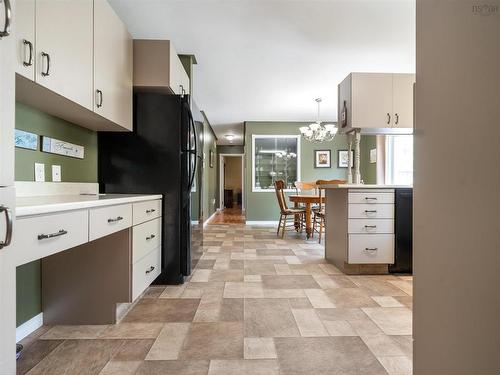 86 Nita Drive, Brookside, NS - Indoor Photo Showing Other Room