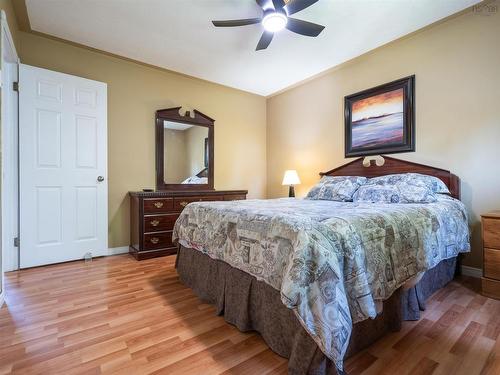 86 Nita Drive, Brookside, NS - Indoor Photo Showing Bedroom