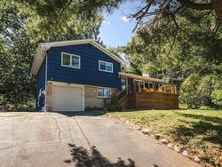 14 Starling Street  Halifax, NS B3M 1V8