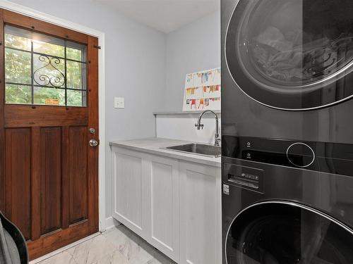 14 Starling Street, Halifax, NS - Indoor Photo Showing Laundry Room