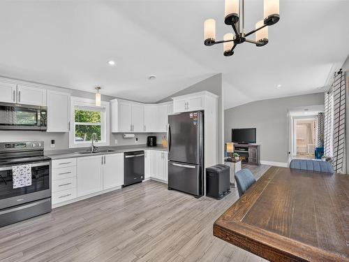 4 Kellys Lane, Ingonish, NS 