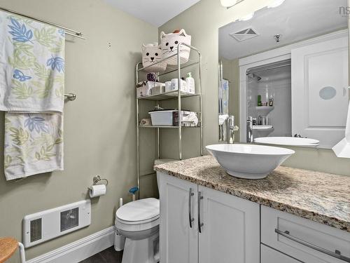 323 45 Vimy Avenue, Halifax, NS - Indoor Photo Showing Bathroom