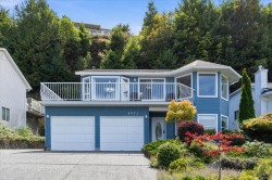 4971 Fillinger Cres Nanaimo, BC V9V 1J1