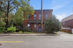 10 Rue de Carillon  Gatineau (Hull), QC J8X 2N4