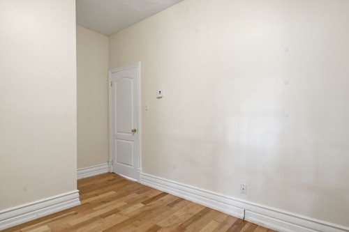 Chambre à coucher - 10 Rue De Carillon, Gatineau (Hull), QC - Indoor Photo Showing Other Room