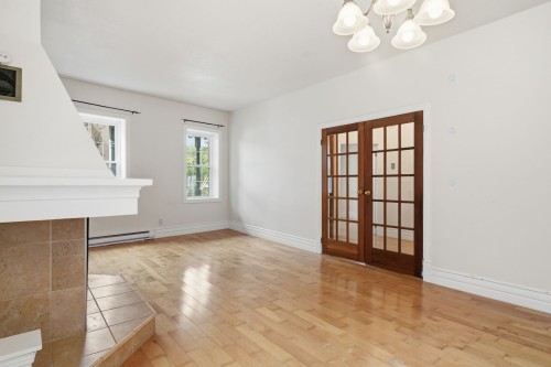 Salon - 10 Rue De Carillon, Gatineau (Hull), QC - Indoor Photo Showing Other Room