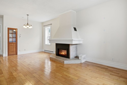 Salon - 10 Rue De Carillon, Gatineau (Hull), QC - Indoor Photo Showing Living Room With Fireplace