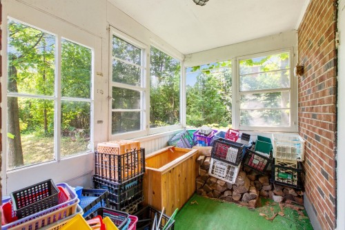 Rangement - 24 Av. Jasper, Mont-Royal, QC -  With Deck Patio Veranda With Exterior