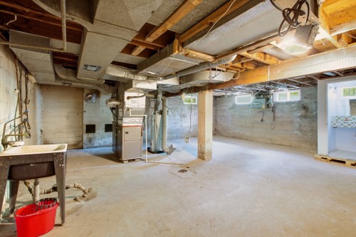 Sous-sol - 24 Av. Jasper, Mont-Royal, QC - Indoor Photo Showing Basement