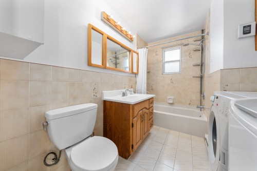 Salle de bains - 7042 Rue Lacroix, Montréal (Le Sud-Ouest), QC - Indoor