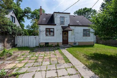 501 Mcnaughton Ave, Winnipeg, MB - Outdoor