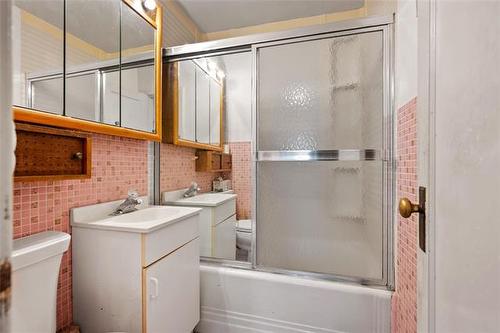 501 Mcnaughton Ave, Winnipeg, MB - Indoor
