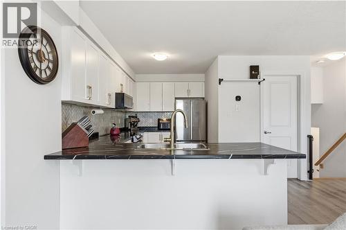 92 Dryden Lane, Hamilton, ON - Indoor Photo Showing Kitchen With Double Sink With Upgraded Kitchen