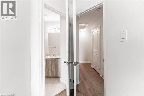 92 Dryden Lane, Hamilton, ON - Indoor Photo Showing Other Room