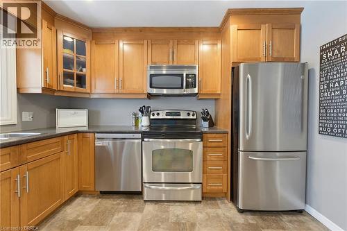 5 Marigold Street, Brantford, ON - Indoor Photo Showing Kitchen
