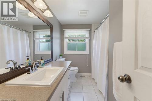 5 Marigold Street, Brantford, ON - Indoor Photo Showing Bathroom