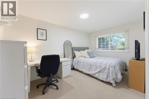 5 Marigold Street, Brantford, ON - Indoor Photo Showing Bedroom