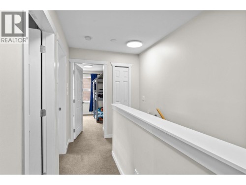 1355 Findlay Road Unit# 133, Kelowna, BC - Indoor Photo Showing Other Room