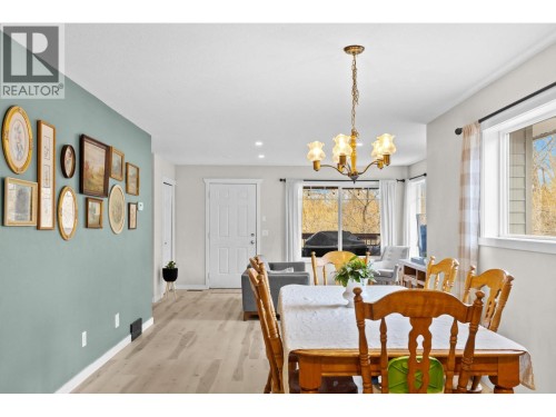 1355 Findlay Road Unit# 133, Kelowna, BC - Indoor Photo Showing Dining Room